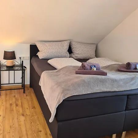 Apartment, Boxspringbett, Ruhige Lage, Kassel Naehe * Schauenburg