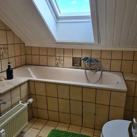 Apartment, Boxspringbett, Ruhige Lage, Kassel Nähe Schauenburg